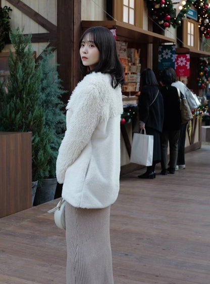 Docking Fur Medium Coat